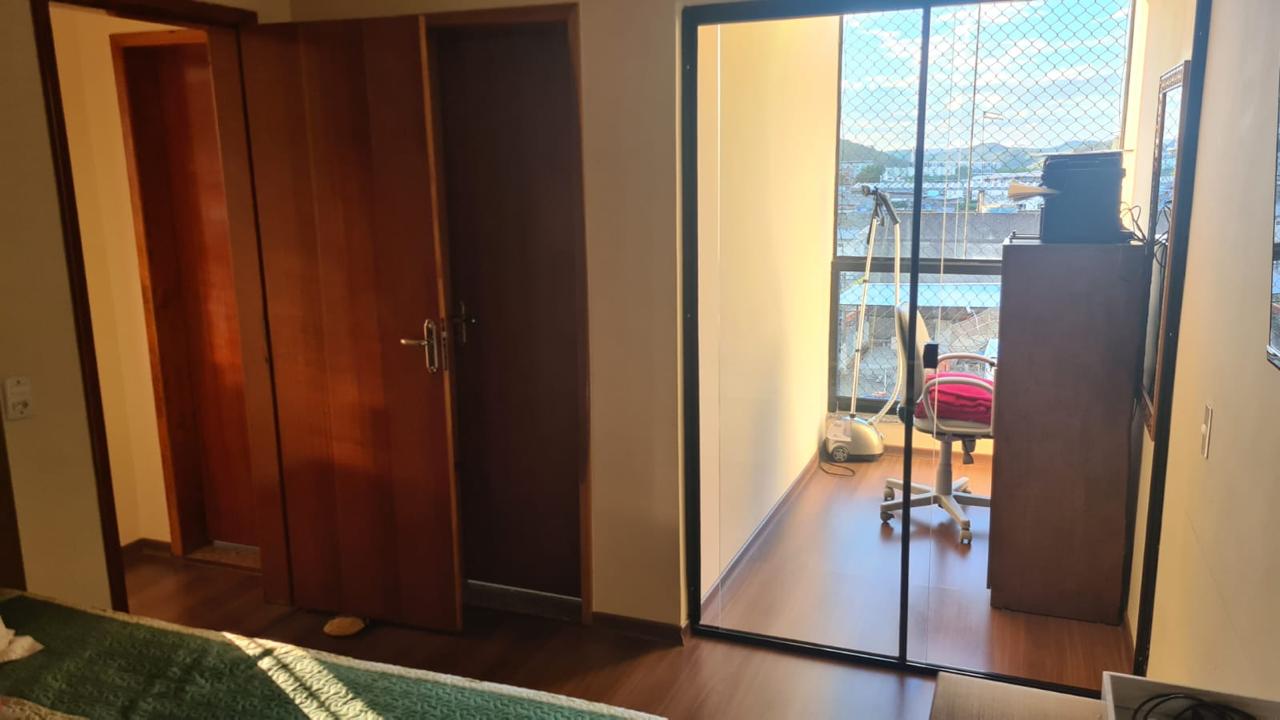 Apartamento Cobertura — Jardim Santa Isabel, Nova Era — foto 2